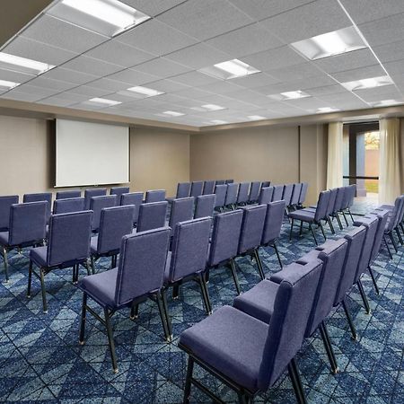 Courtyard By Marriott Potomac Mills Woodbridge Hotel Exterior foto